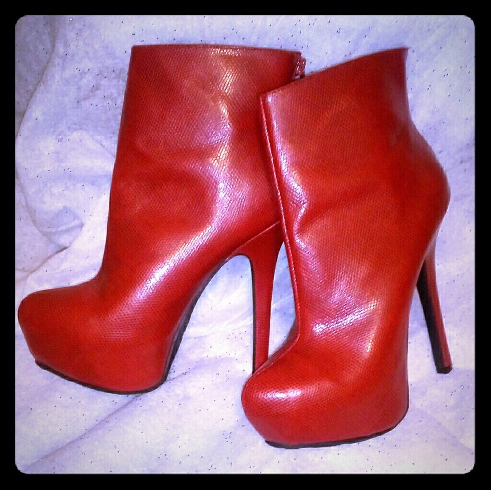 Womens Boots